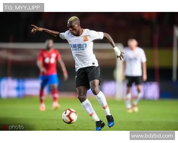 武汉乒乓球队以60分稳居精英赛积分榜首位展现强劲实力