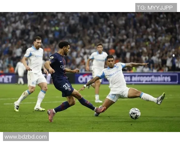 图卢兹与波尔多的激烈对决揭示法甲新赛季的竞争格局 图卢兹与波尔多的激烈对决揭示法甲新赛季的竞争格局